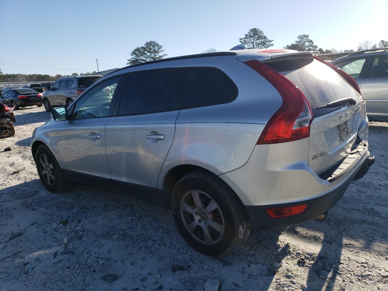Obraz 2 z 2010 VOLVO XC60 3.2 2010 z VIN YV4982DL4A2124548
