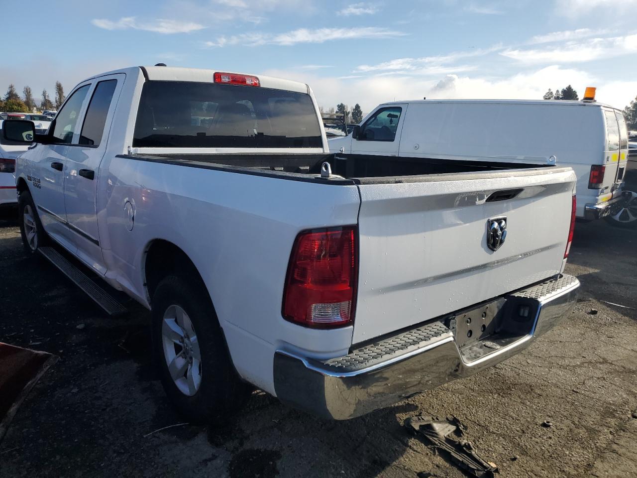 Obraz 2 z 2018 RAM 1500 ST 2018 z VIN 1C6RR6FT3JS182887