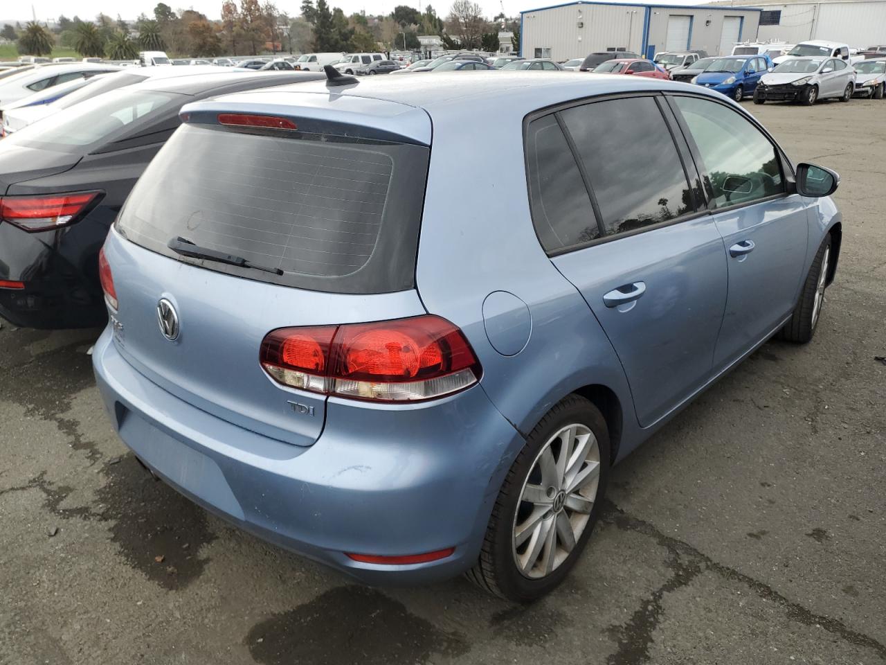 Image 3 of 2011 VOLKSWAGEN GOLF  2011 with VIN WVWDM7AJ7BW243889