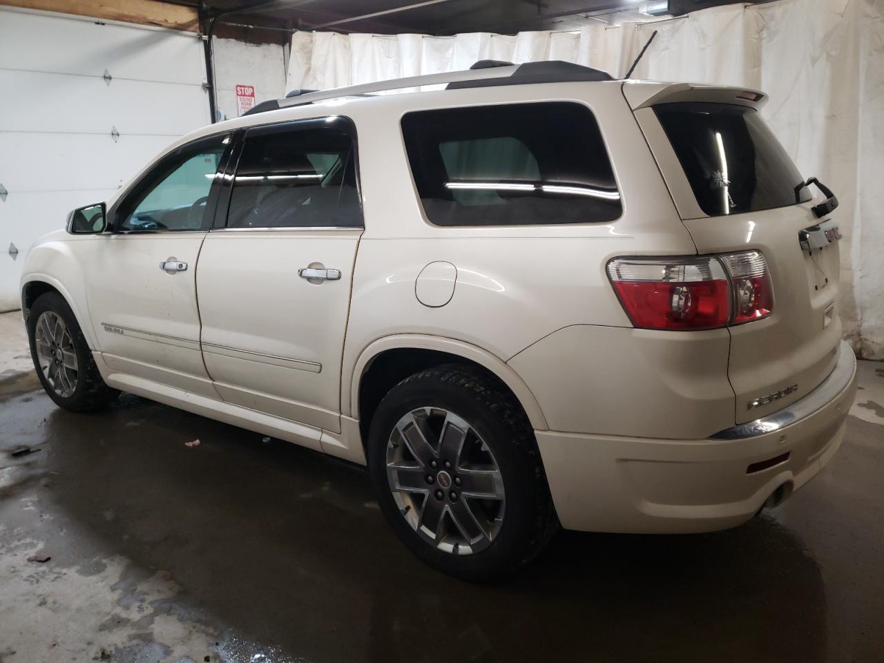 Image 2 of Gmc Acadia Denali 2011 with VIN 1GKKVTED8BJ392069