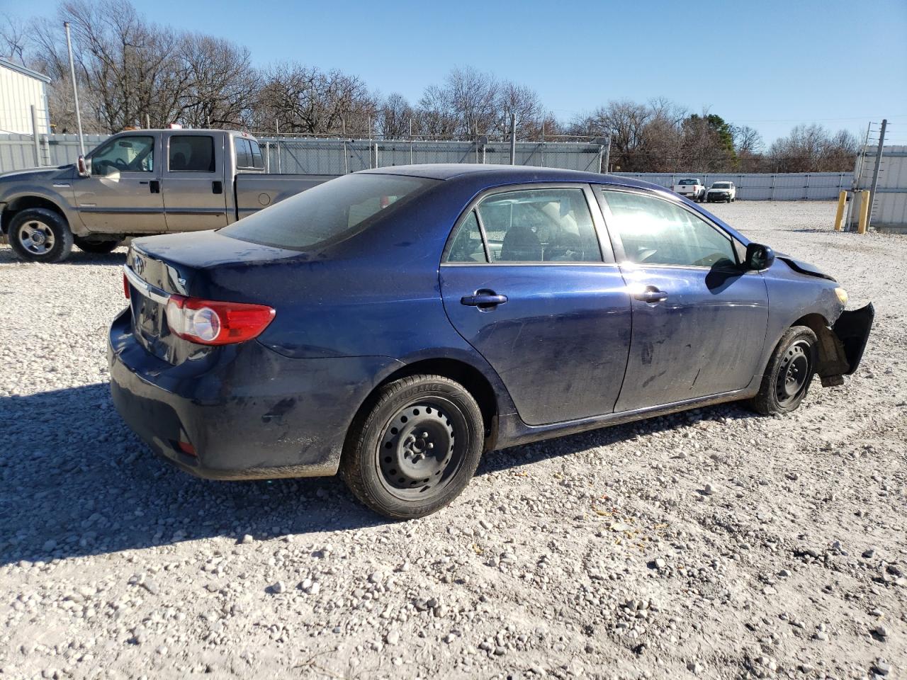 Изображение 3 2013 TOYOTA COROLLA BASE 2013 с VIN 5YFBU4EE9DP086185