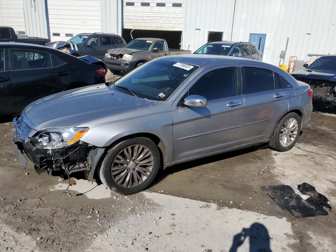 Изображение 1 2013 CHRYSLER 200 LIMITED 2013 с VIN 1C3CCBCG8DN711371