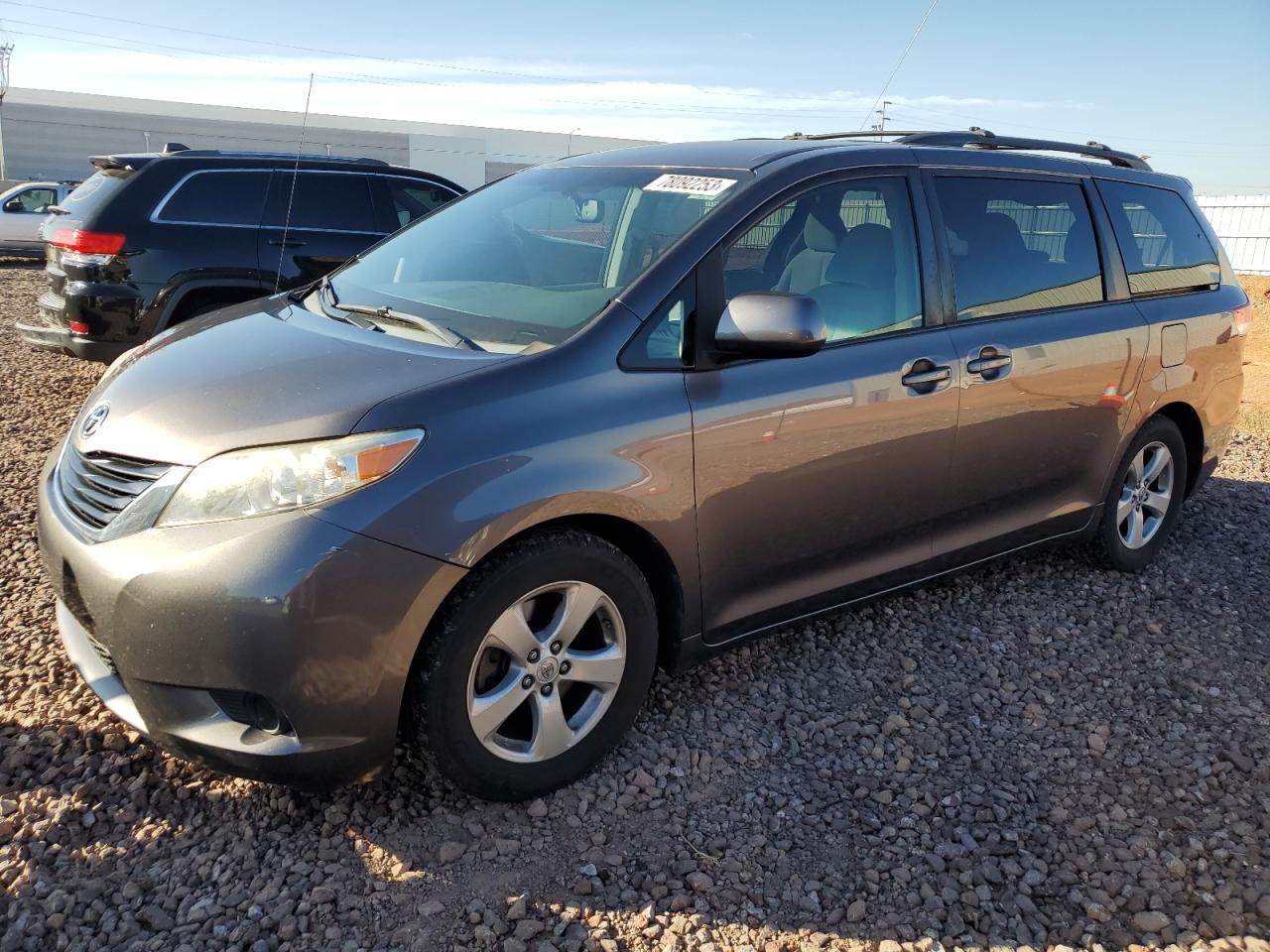 Изображение 1 2011 TOYOTA SIENNA LE 2011 с VIN 5TDKK3DC6BS026353