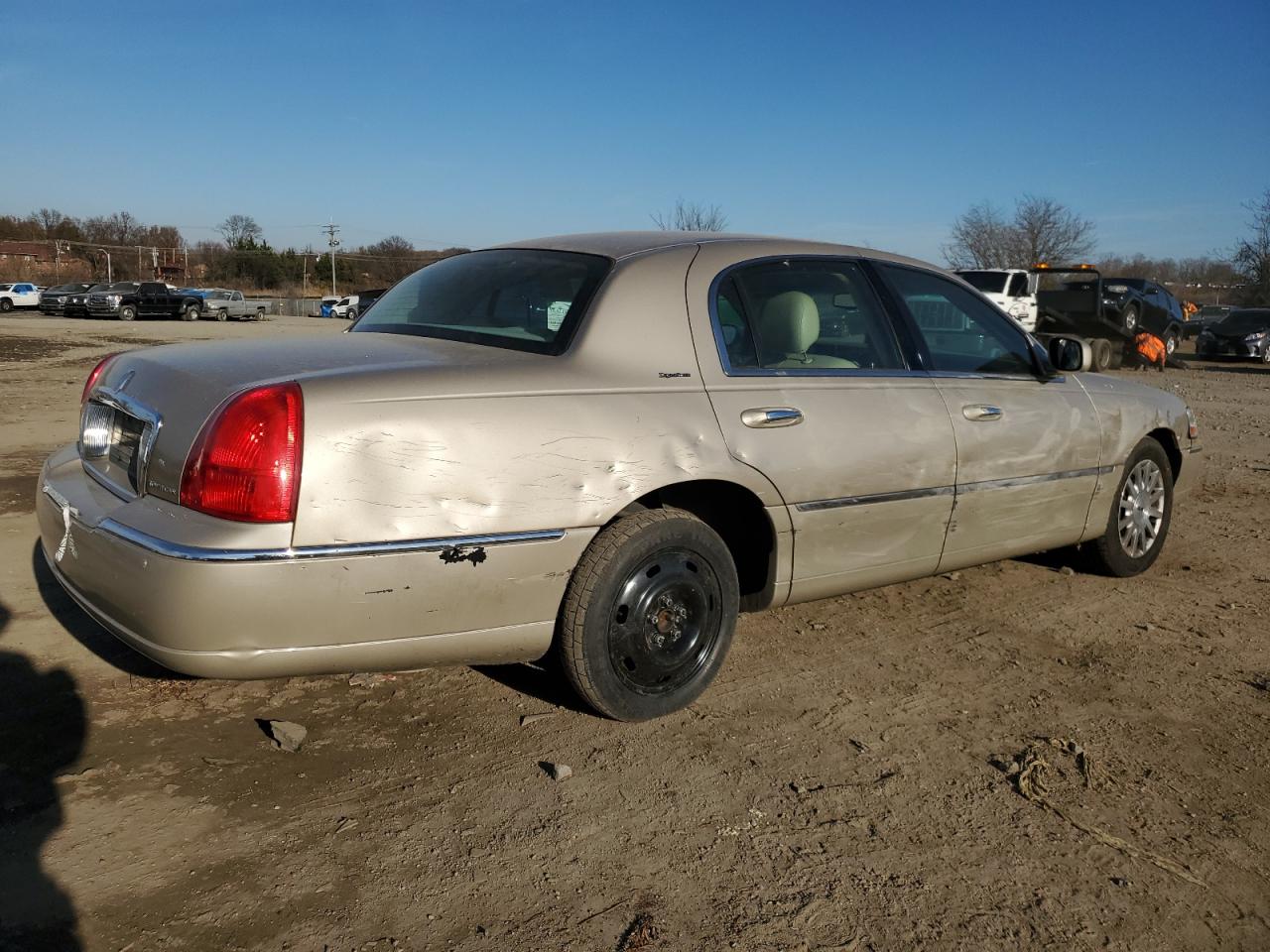 Obraz 3 z 2007 LINCOLN TOWN CAR SIGNATURE 2007 z VIN 1LNHM81V17Y629340