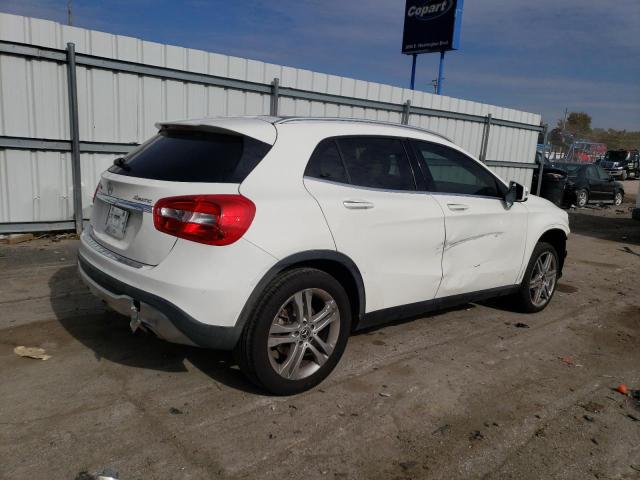 Image 3 of 2019 MERCEDES-BENZ GLA 250 4MATIC 2019 with VIN WDCTG4GB9KU017392