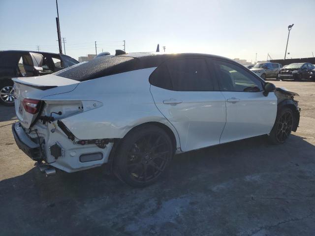 Obraz 3 z 2019 TOYOTA CAMRY XSE 2019 z VIN 4T1B61HK2KU186795