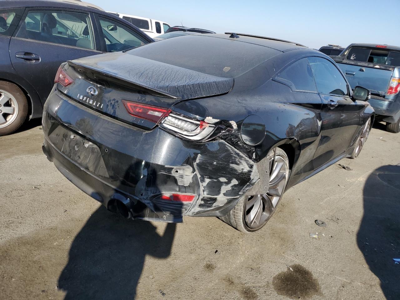 Obraz 3 z 2017 INFINITI Q60 RED SPORT 400 2017 z VIN JN1FV7EKXHM611515