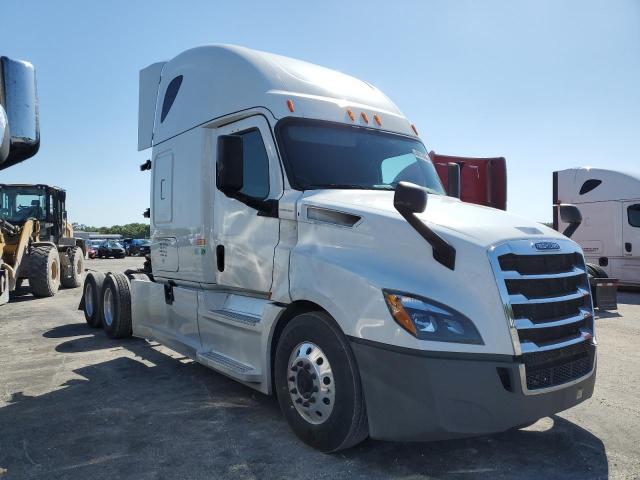 2018 FREIGHTLINER CASCADIA 126  2018 image