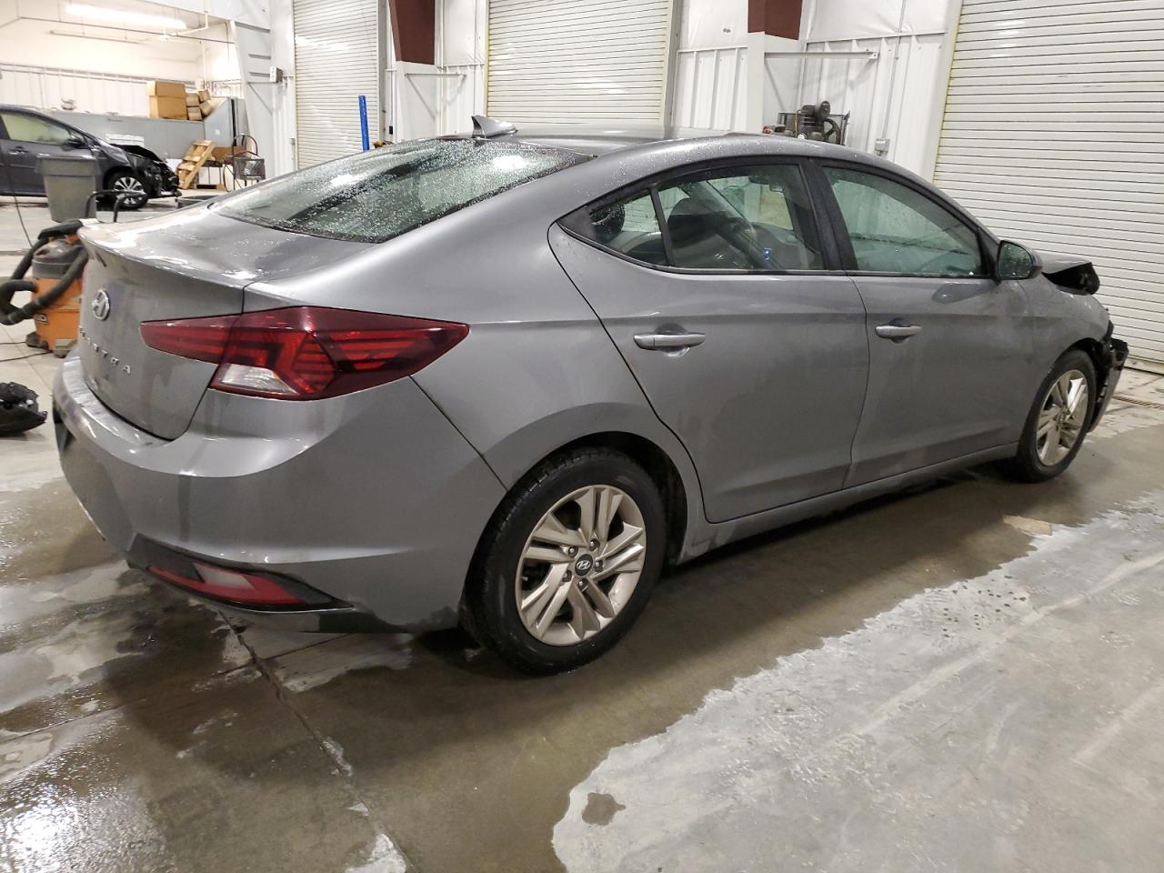 Изображение 3 2020 HYUNDAI ELANTRA SEL 2020 с VIN 5NPD84LF1LH499481