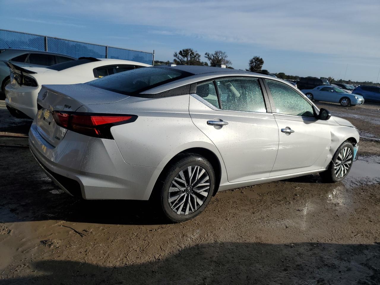 Изображение 3 2024 NISSAN ALTIMA SV 2024 с VIN 1N4BL4DW7RN334733