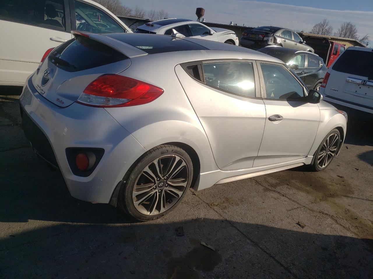 Image 3 of 2016 HYUNDAI VELOSTER TURBO 2016 with VIN KMHTC6AE1GU282522