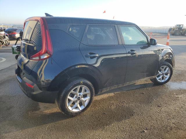Image 3 of 2022 KIA SOUL LX 2022 with VIN KNDJ23AU3N7177500