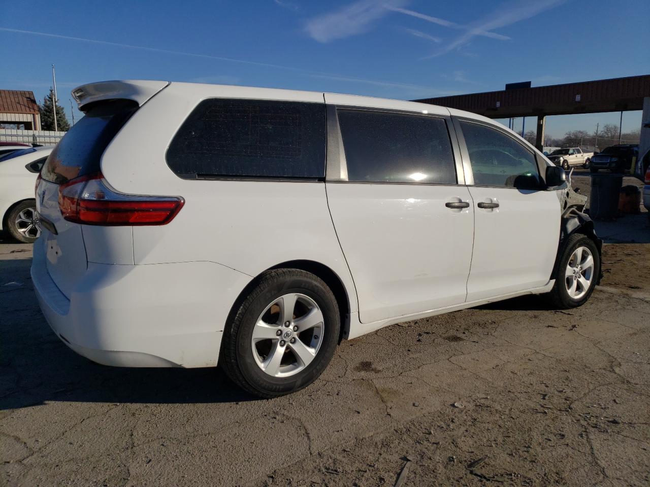 Изображение 3 2017 TOYOTA SIENNA  2017 с VIN 5TDZZ3DC3HS815532