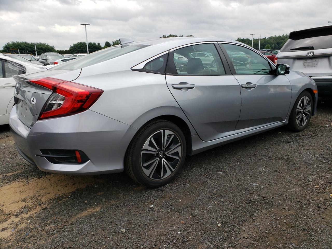 Изображение 3 2017 HONDA CIVIC EX 2017 с VIN 19XFC1F36HE203888