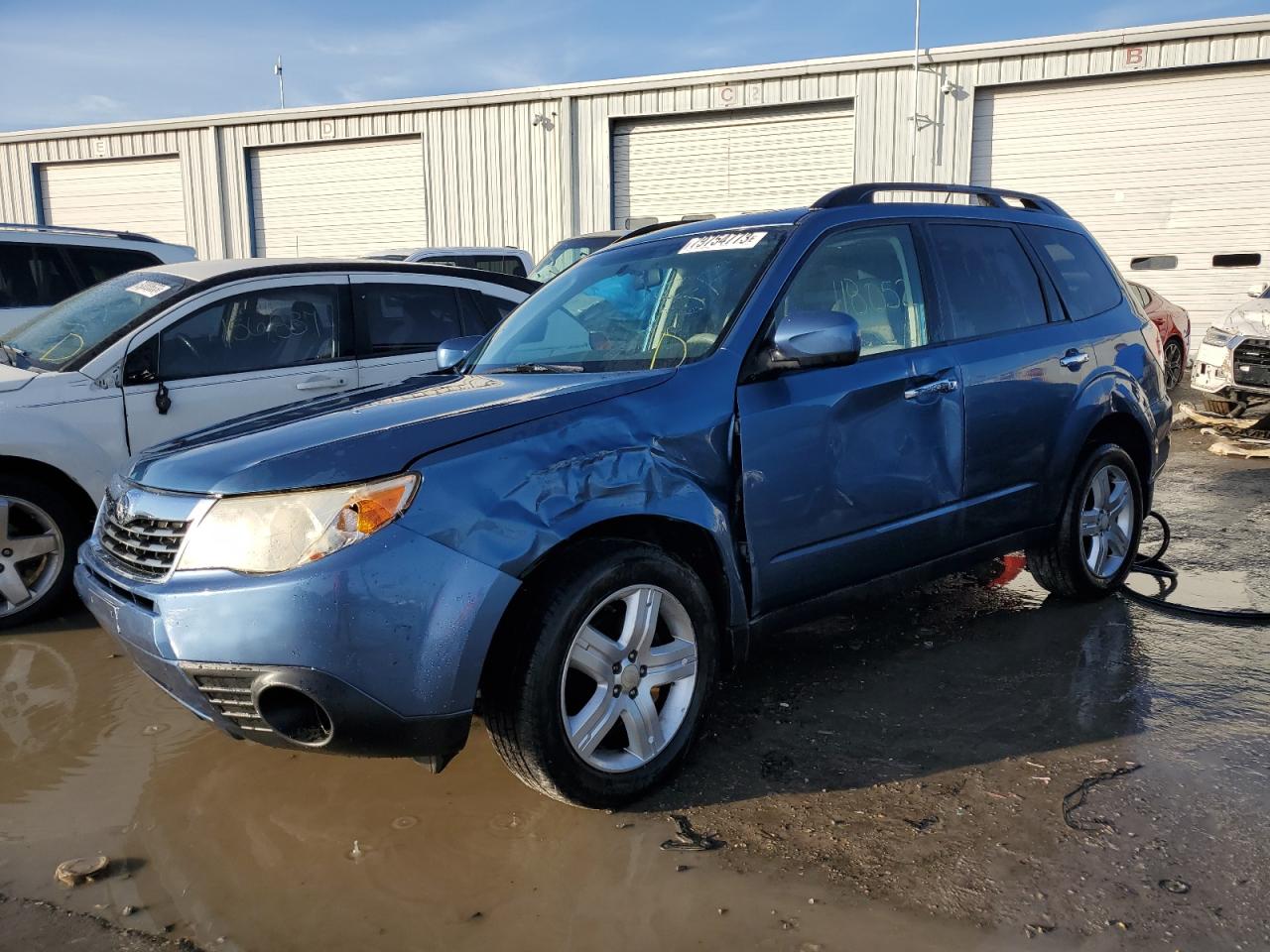 Изображение 1 2010 SUBARU FORESTER 2.5X PREMIUM 2010 с VIN JF2SH6CC2AH745136