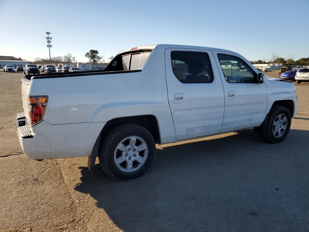 Image 3 of 2006 HONDA RIDGELINE RTS 2006 with VIN 2HJYK16416H511813