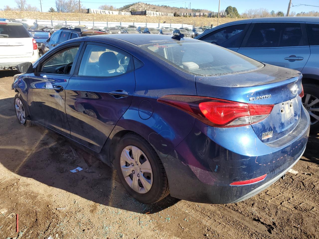 Image 2 of 2016 HYUNDAI ELANTRA SE 2016 with VIN 5NPDH4AE4GH747352
