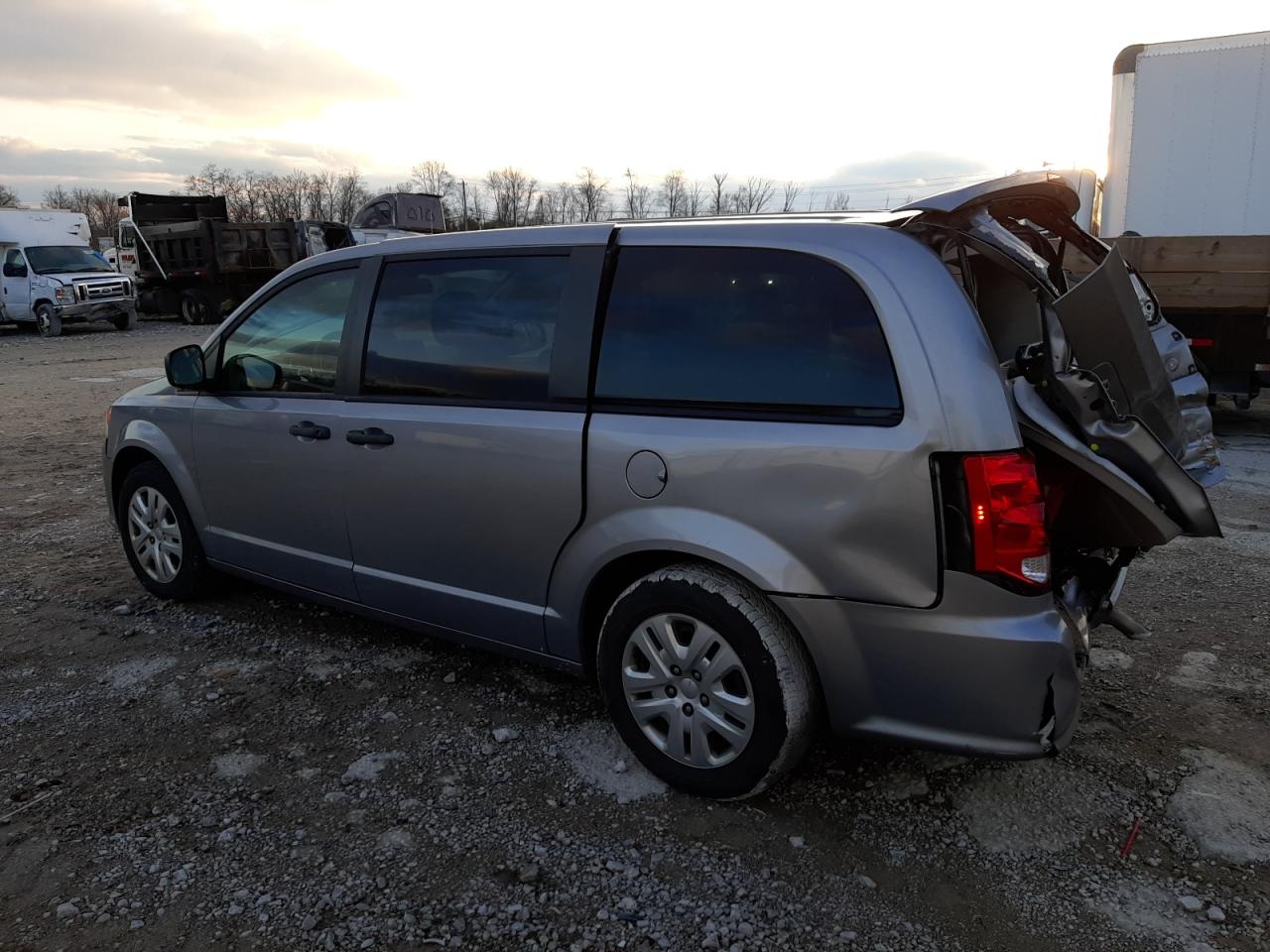 Obraz 2 z 2019 DODGE GRAND CARAVAN SE 2019 z VIN 2C4RDGBG7KR530800