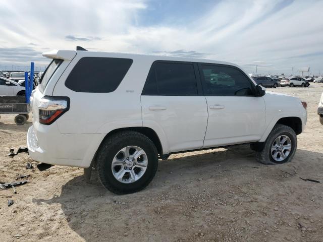 Obraz 3 z 2021 TOYOTA 4RUNNER SR5/SR5 PREMIUM 2021 z VIN JTEMU5JR0M5908694