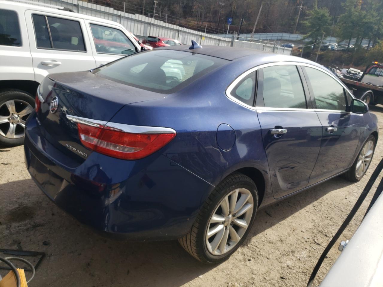 Image 3 of 2014 BUICK VERANO  2014 with VIN 1G4PP5SK9E4107310