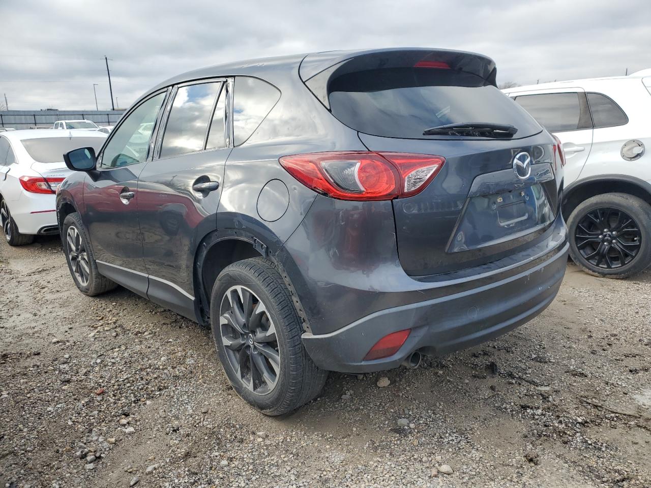 Obraz 2 z 2016 MAZDA CX-5 GT 2016 z VIN JM3KE2DY4G0822646