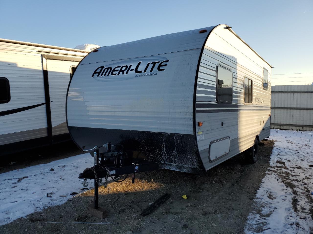 Изображение 2 2022 GULF STREAM AMERI-LITE 2022 с VIN 1NL1G2112N1153560