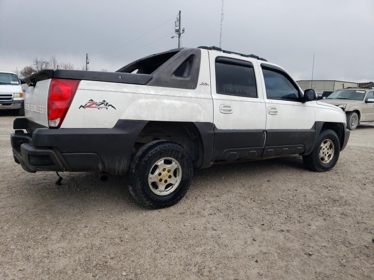 Obraz 3 z 2003 CHEVROLET AVALANCHE K1500 2003 z VIN 3GNEK13T03G158650