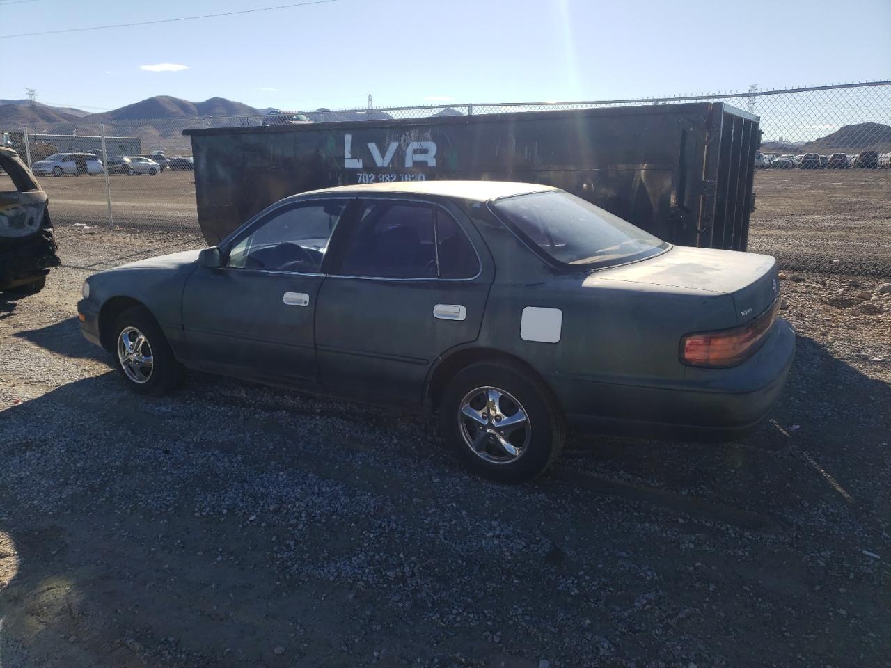 Obraz 2 z 1992 TOYOTA CAMRY LE 1992 z VIN 4T1SK12E5NU139599