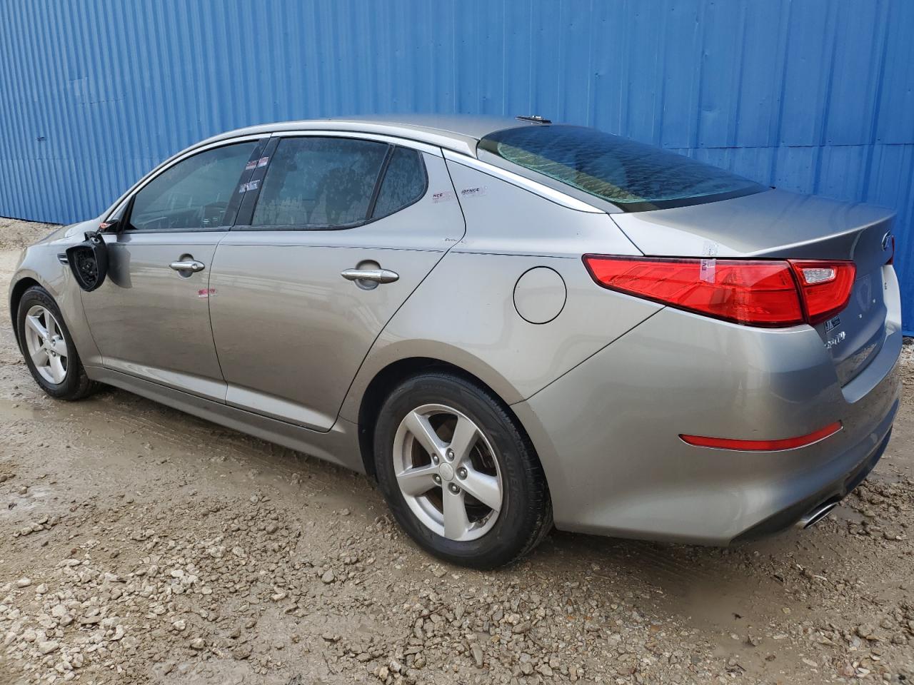 Image 2 of 2015 KIA OPTIMA LX 2015 with VIN 5XXGM4A70FG426851