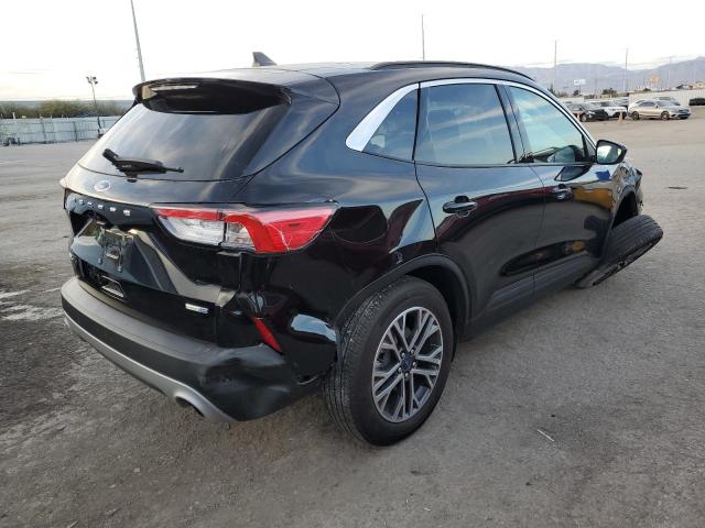 Image 3 of 2020 FORD ESCAPE SEL 2020 with VIN 1FMCU9H61LUB97381