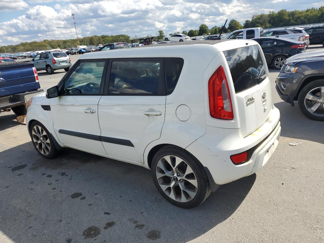 Изображение 2 2013 KIA SOUL + 2013 с VIN KNDJT2A69D7587855