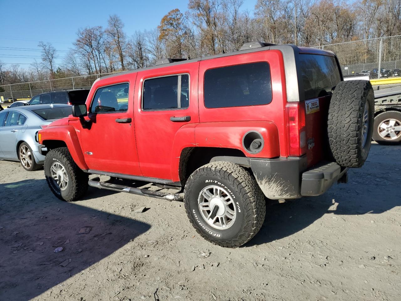 Изображение 2 2006 HUMMER H3  2006 с VIN 5GTDN136468108391