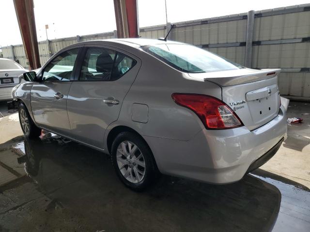 Obraz 2 z 2018 NISSAN VERSA S 2018 z VIN 3N1CN7AP4JL845346