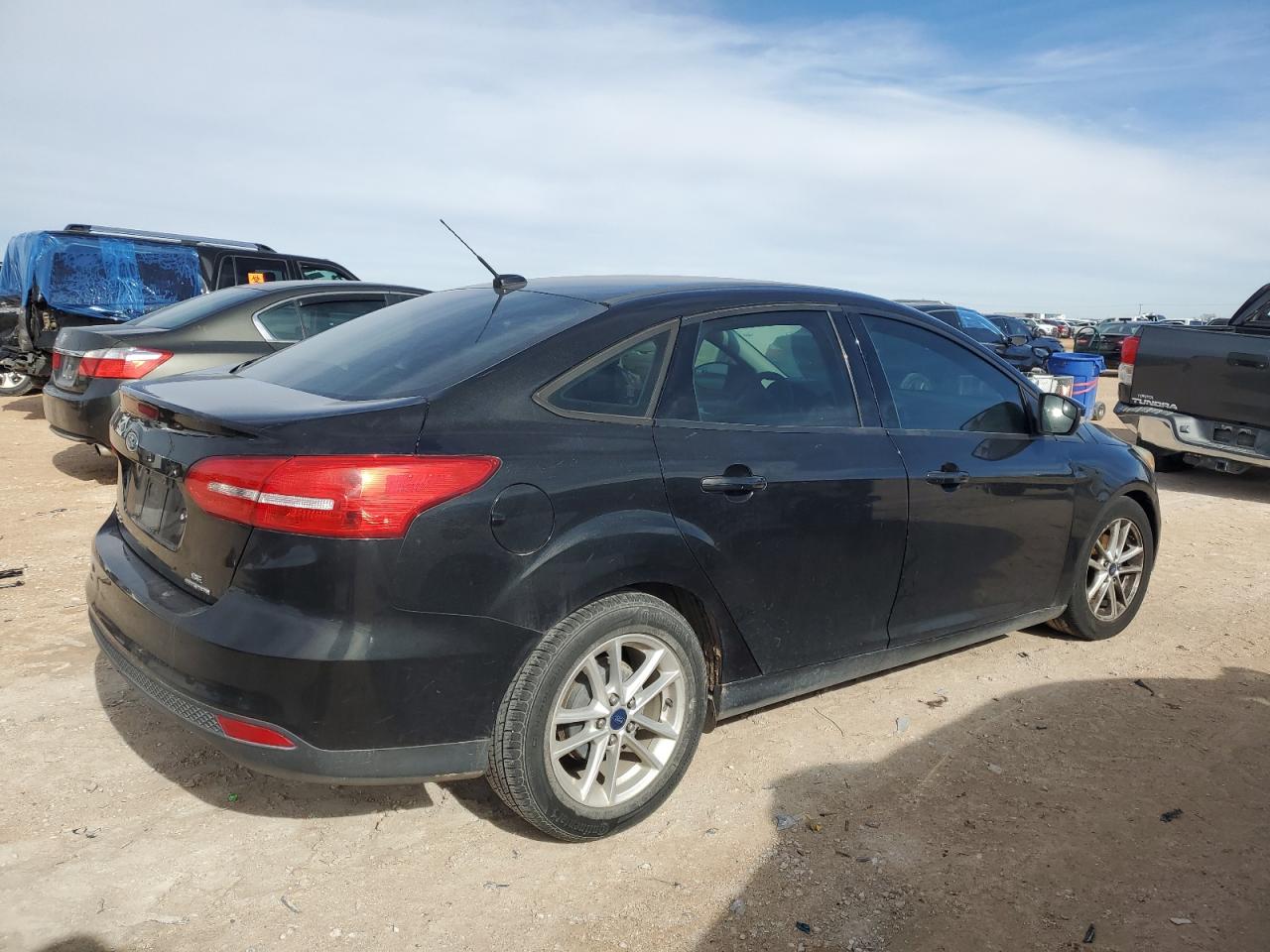 Obraz 3 z 2015 FORD FOCUS SE 2015 z VIN 1FADP3F24FL230435