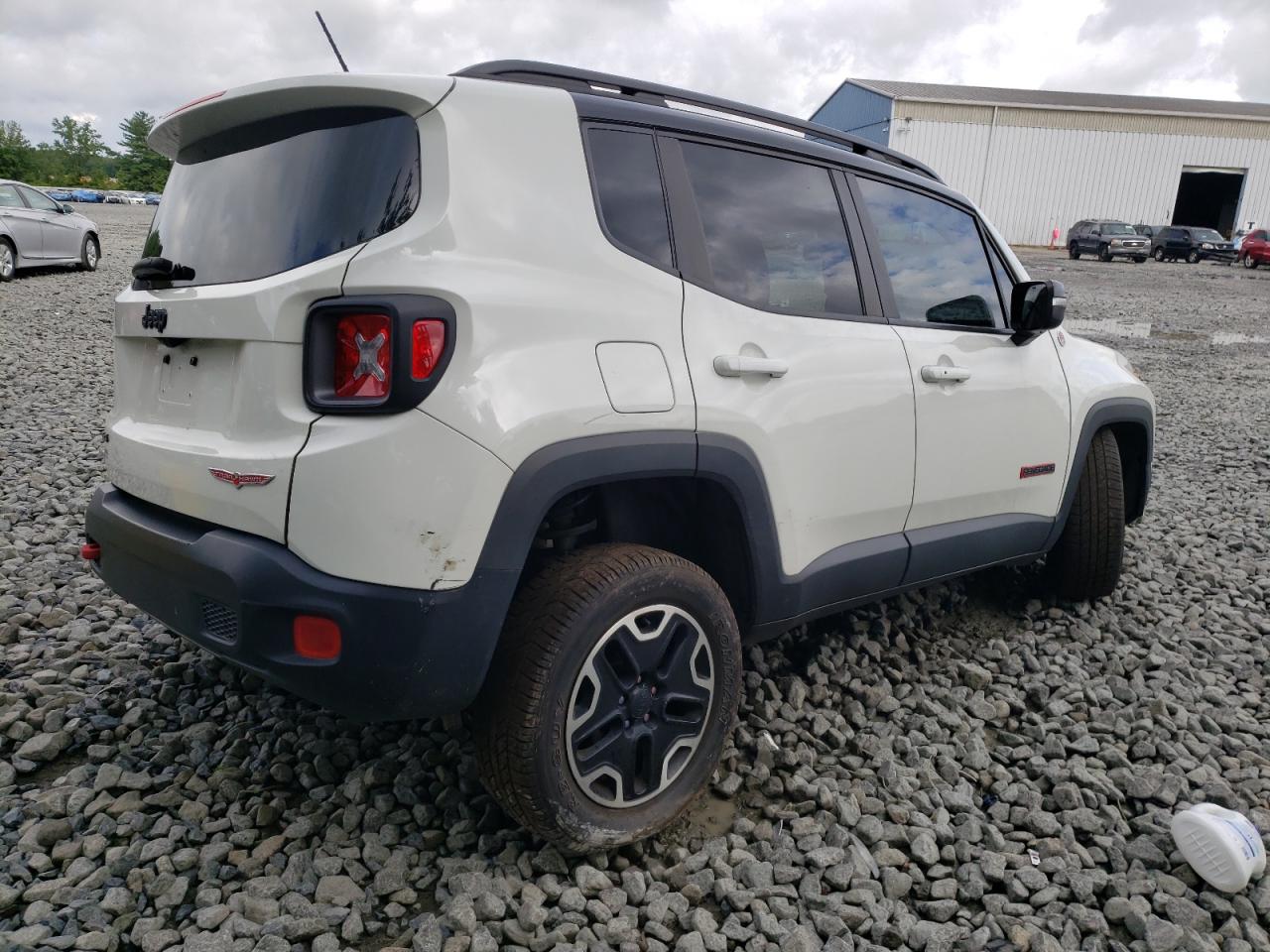 Obraz 3 z 2016 JEEP RENEGADE TRAILHAWK 2016 z VIN ZACCJBCT0GPD38689