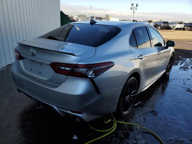 Obraz 3 z 2021 TOYOTA CAMRY XSE 2021 z VIN 4T1K61AK2MU571027