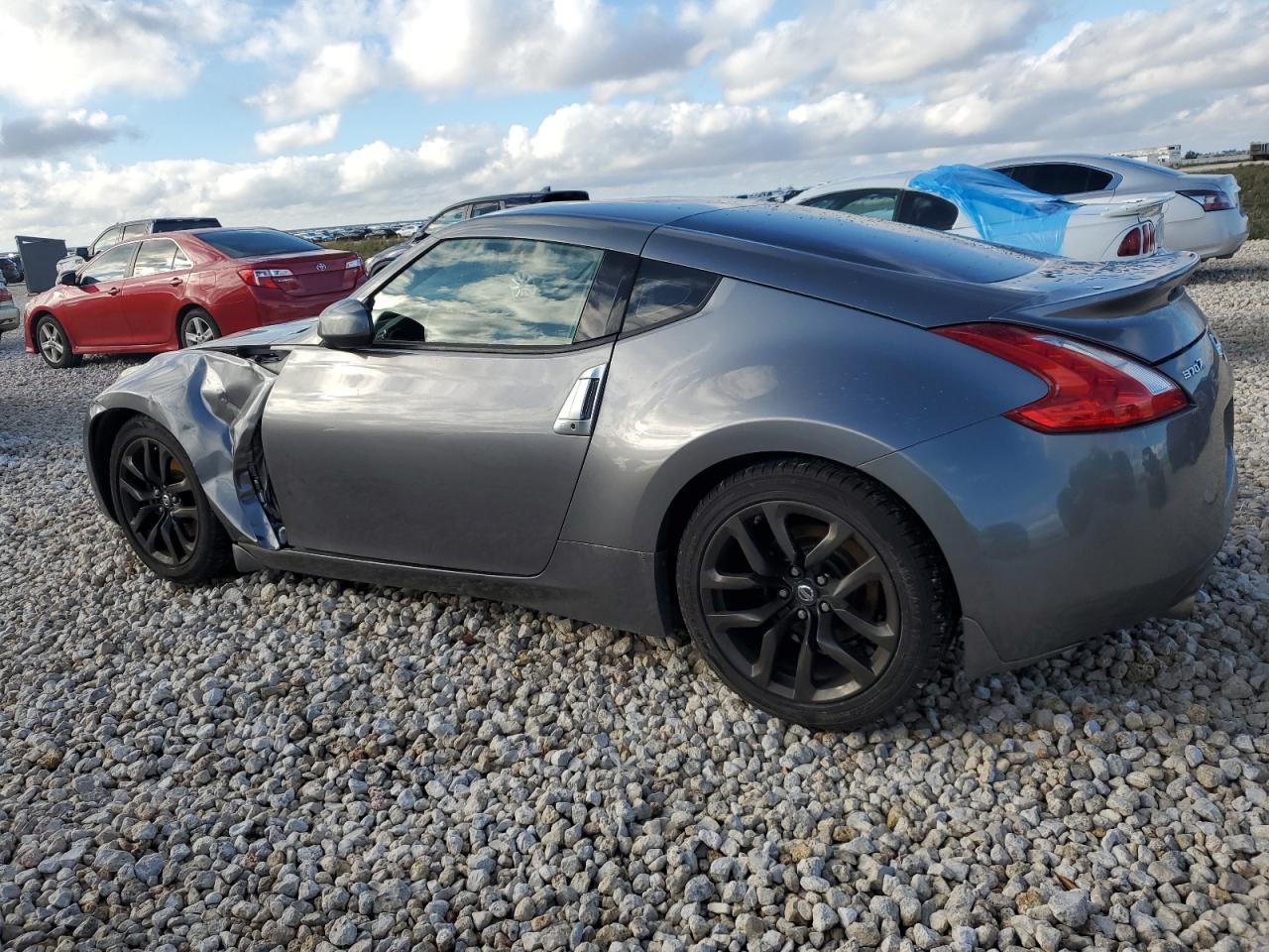 Image 2 of 2016 NISSAN 370Z BASE 2016 with VIN JN1AZ4EH7GM930872