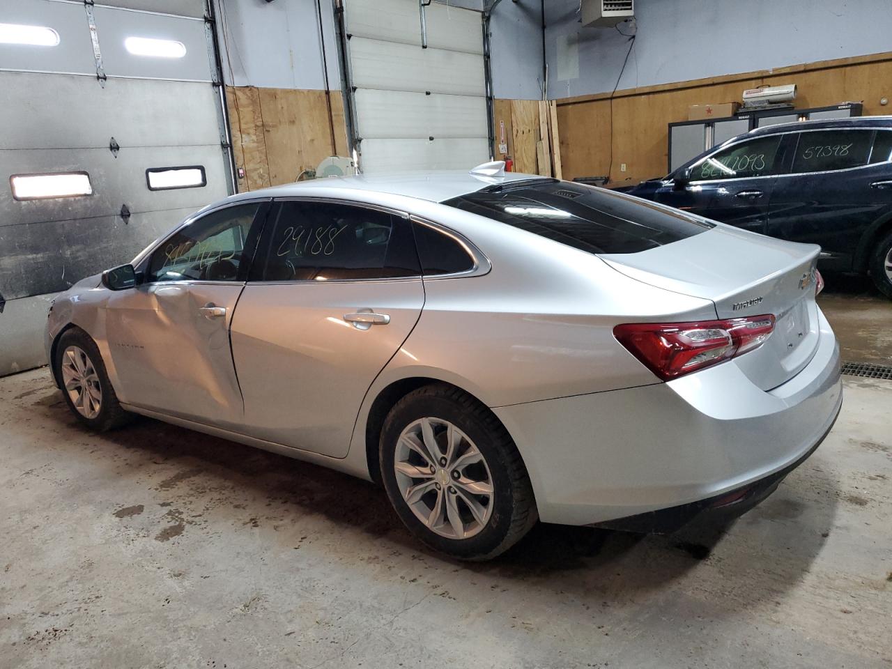 Изображение 2 2022 CHEVROLET MALIBU LT 2022 с VIN 1G1ZD5STXNF135483