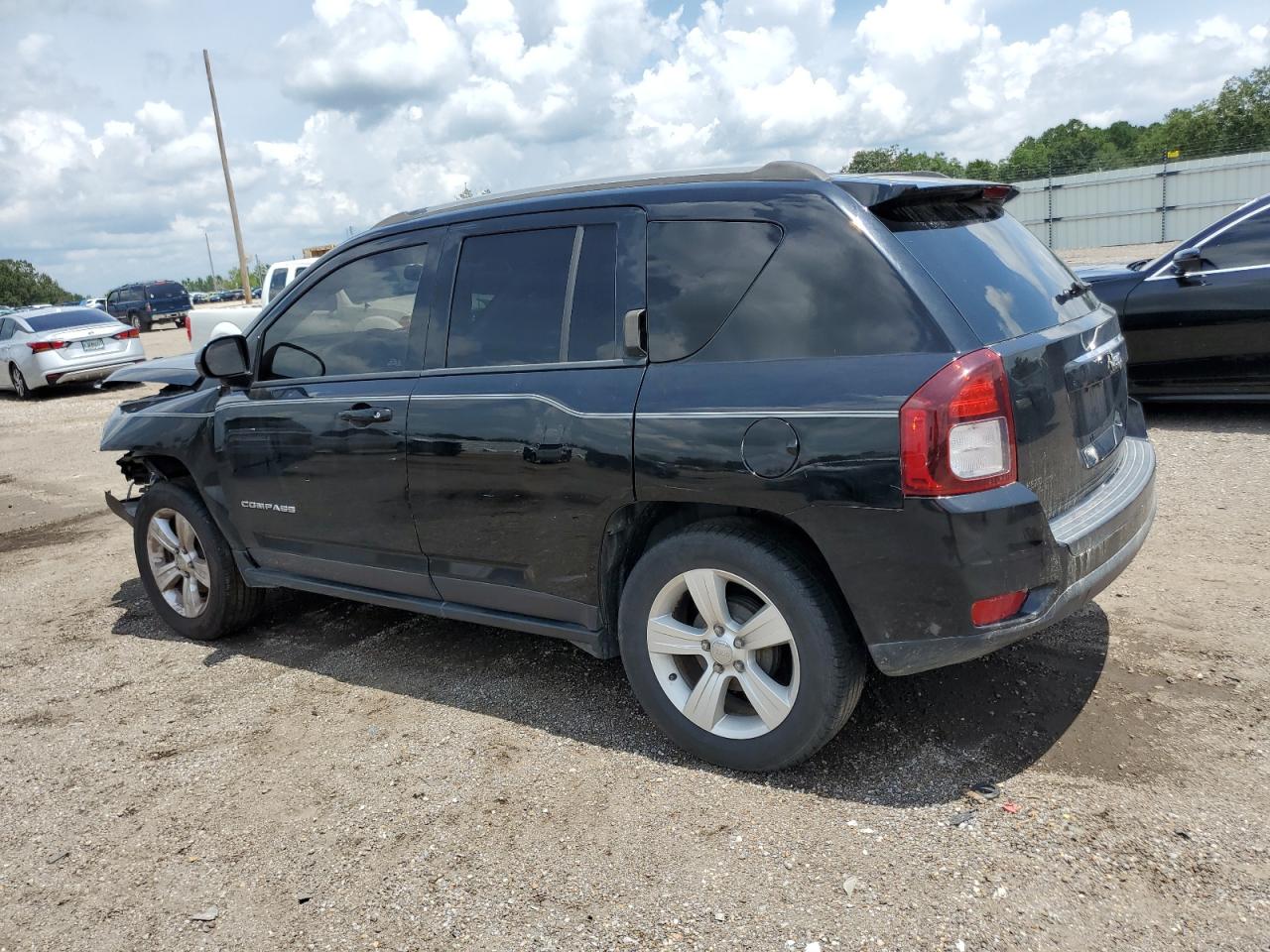 Изображение 2 2015 JEEP COMPASS SPORT 2015 с VIN 1C4NJCBB2FD335779