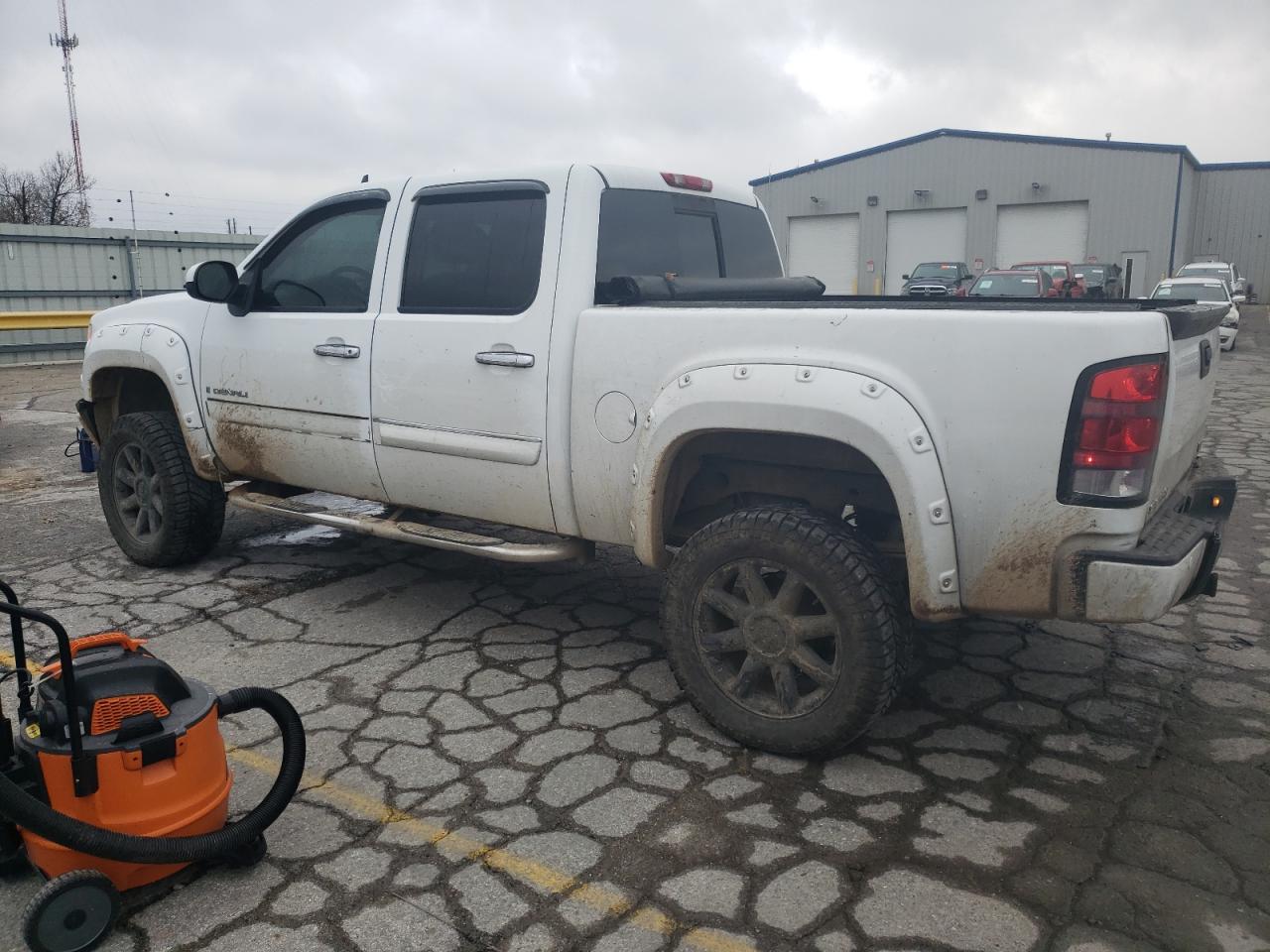 Изображение 2 2007 GMC NEW SIERRA DENALI 2007 с VIN 2GTEK638671650504