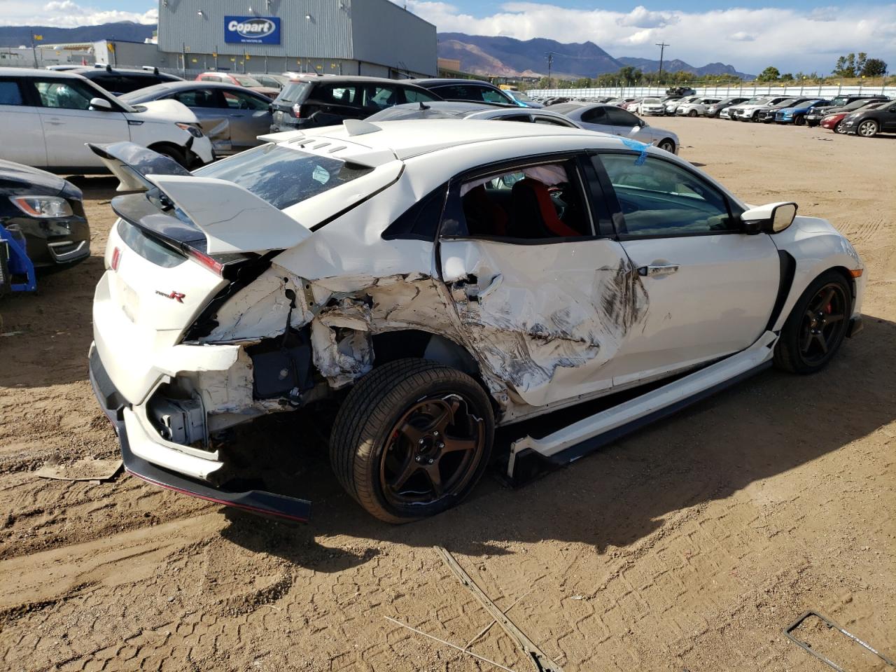 Image 3 of 2021 HONDA CIVIC TYPE-R TOURING 2021 with VIN SHHFK8G7XMU203361