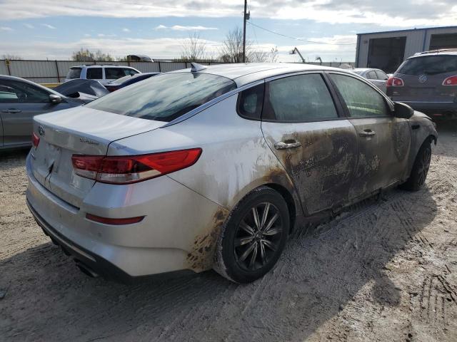 Image 3 of 2019 KIA OPTIMA LX 2019 with VIN 5XXGT4L33KG355099