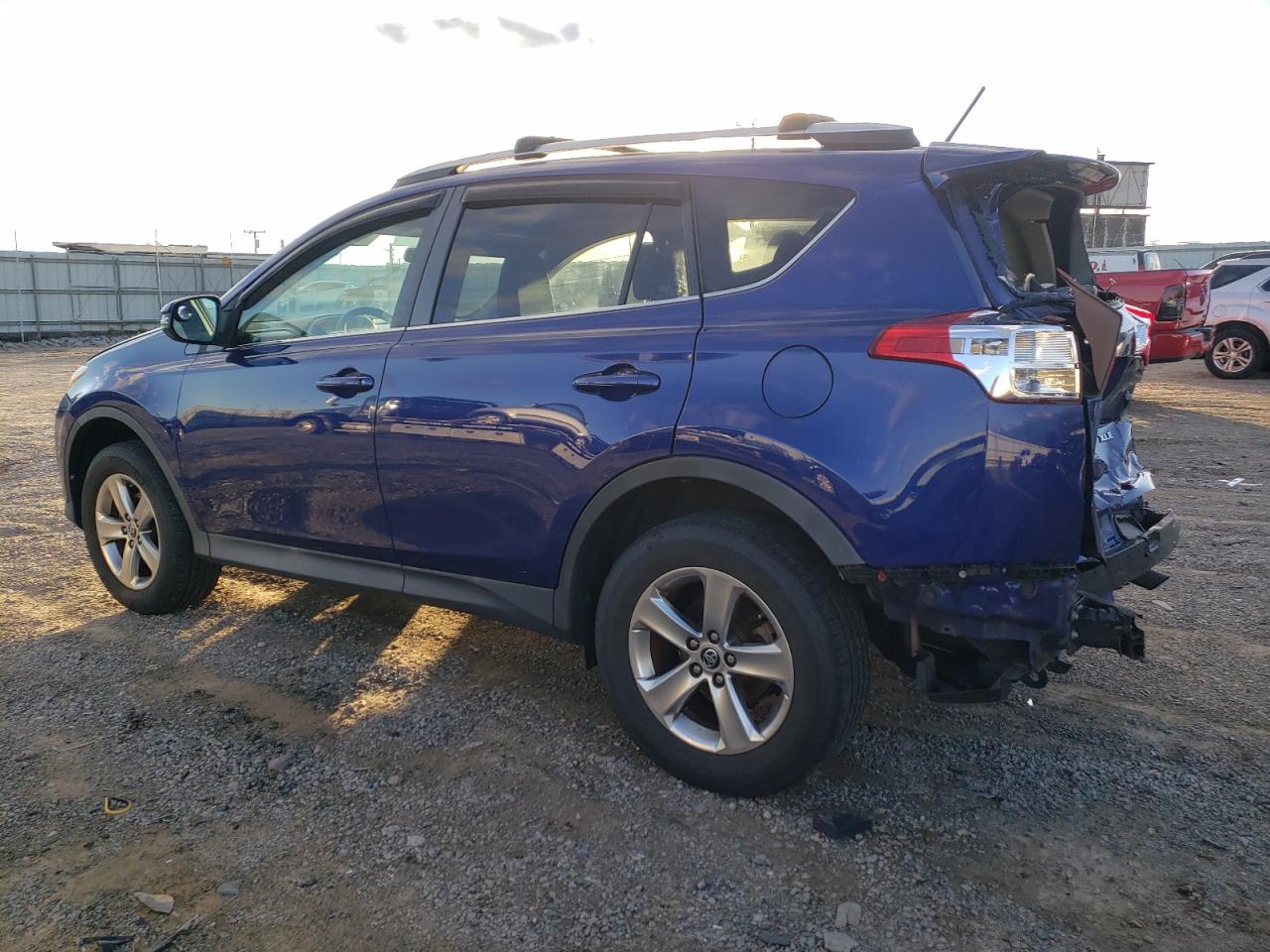 Image 2 of 2015 TOYOTA RAV4 XLE 2015 with VIN 2T3WFREV5FW168786