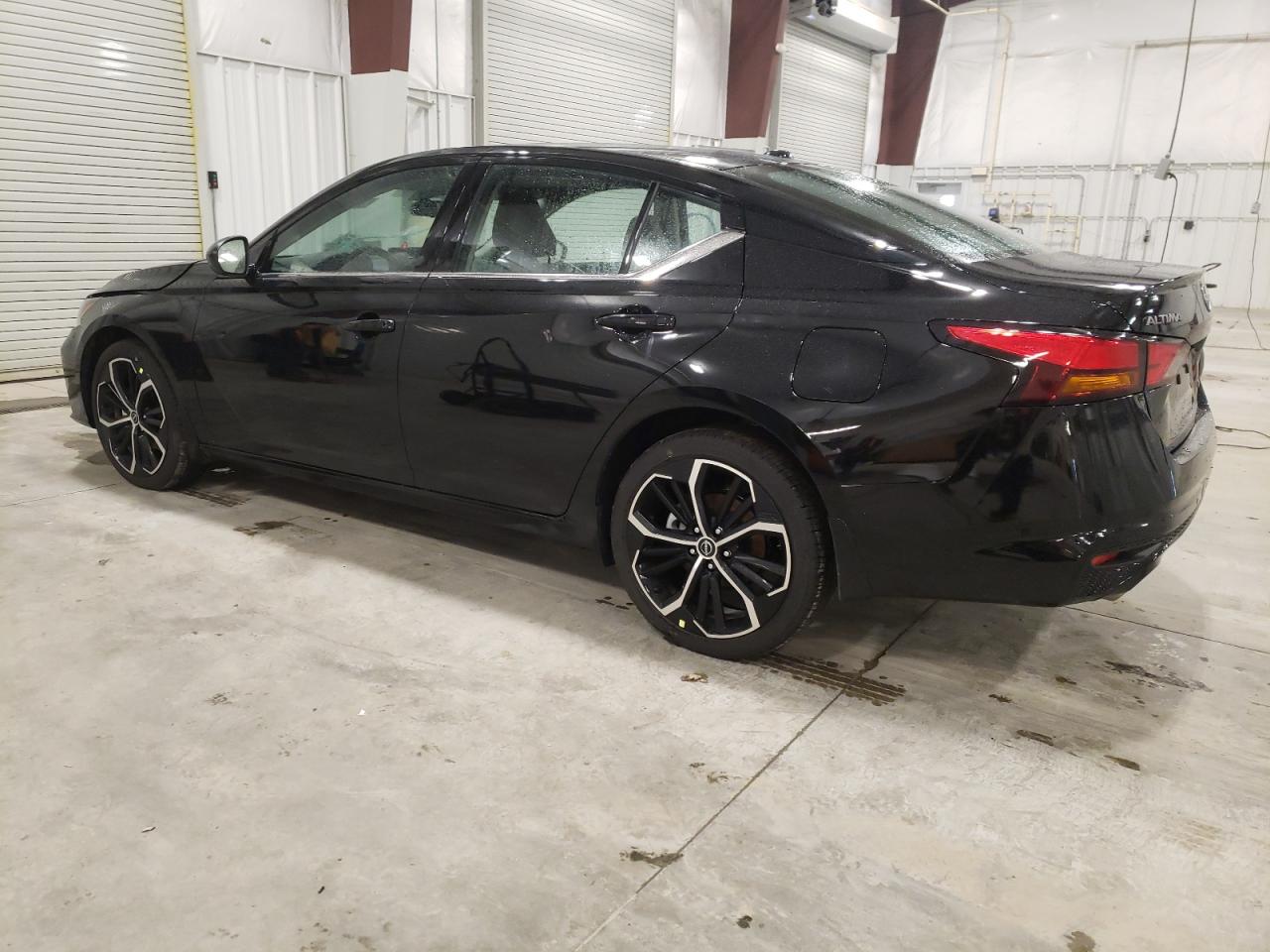 Image 2 of 2024 NISSAN ALTIMA SR 2024 with VIN 1N4BL4CW1RN328072