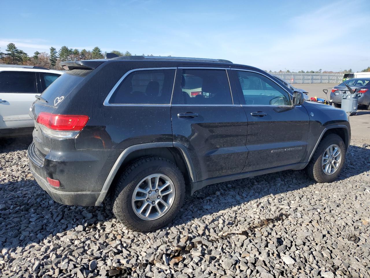 Изображение 3 2019 JEEP GRAND CHEROKEE LAREDO 2019 с VIN 1C4RJFAG9KC526583