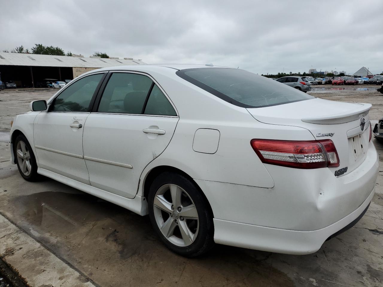 Изображение 2 2010 TOYOTA CAMRY BASE 2010 с VIN 4T1BF3EK8AU540074