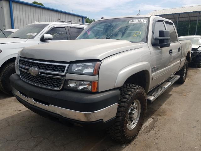 Изображение 2 2005 CHEVROLET SILVERADO K2500 HEAVY DUTY 2005 с VIN 1GCHK23225F934073