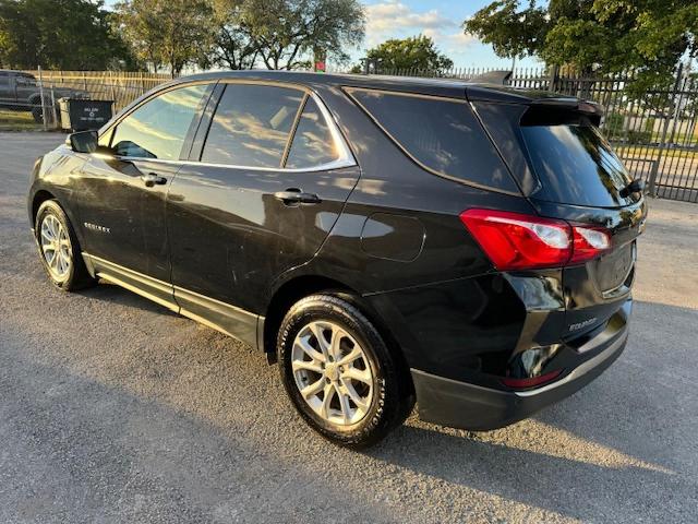 Image 2 of 2019 CHEVROLET EQUINOX LT 2019 with VIN 2GNAXJEV2K6153314