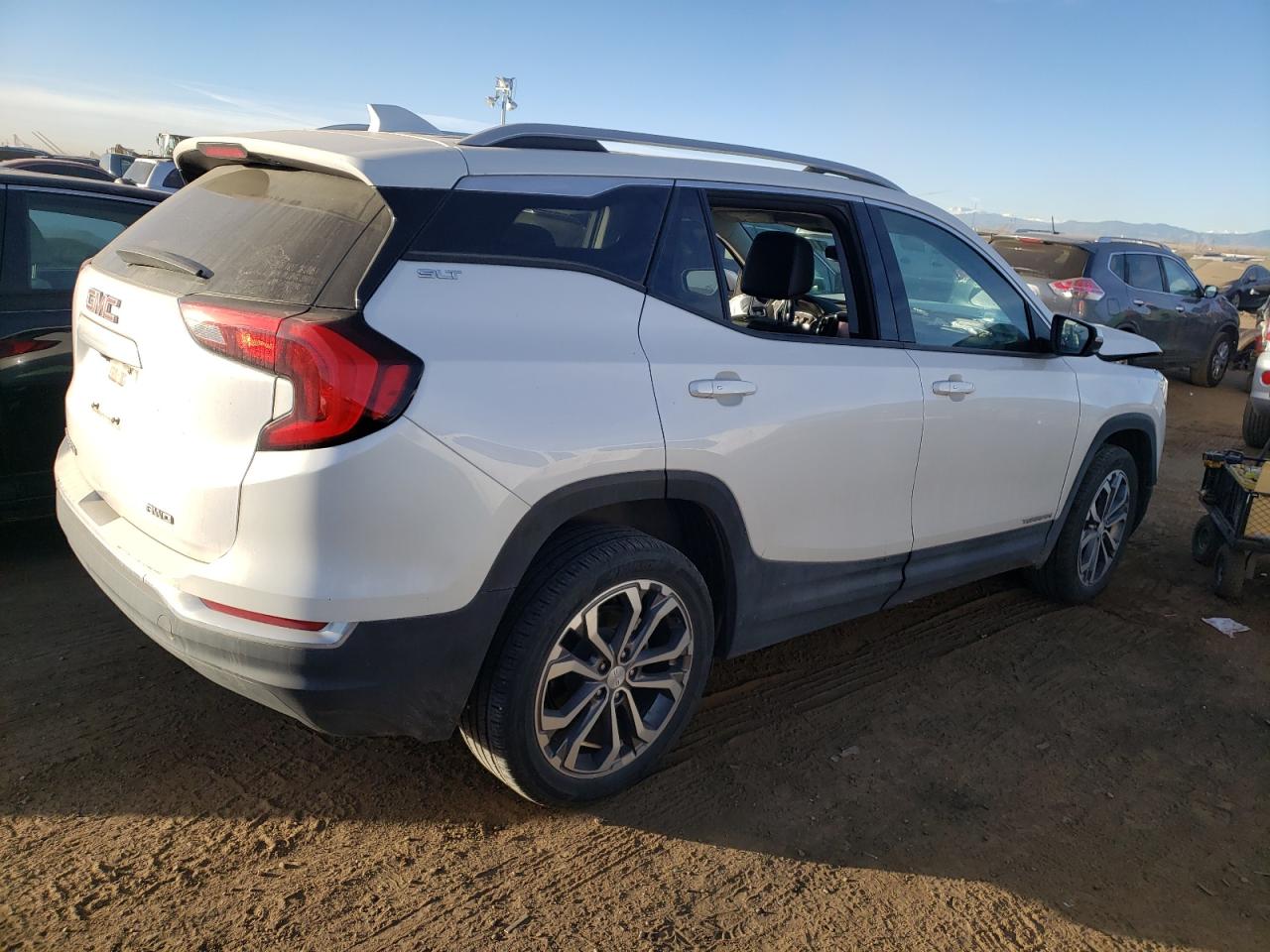 Image 3 of 2021 GMC TERRAIN SLT 2021 with VIN 3GKALVEV9ML396441