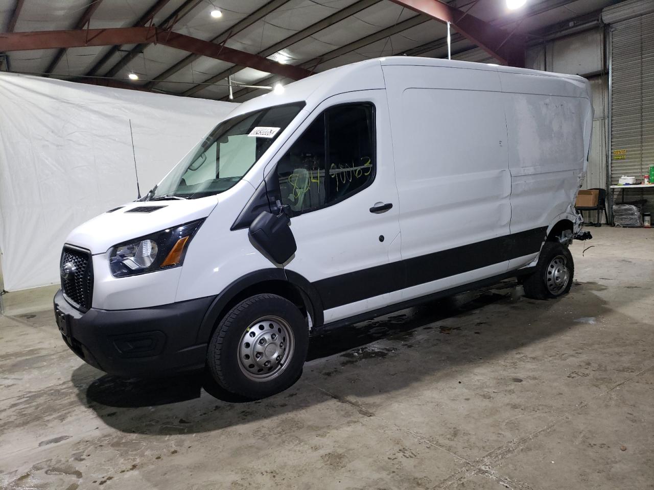 Изображение 1 2023 FORD TRANSIT T-250 2023 с VIN 1FTBR2C83PKB78219